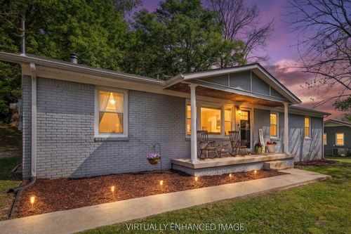 1080 Woodland Dr, Pulaski, TN, 38478-4811 | Card Image