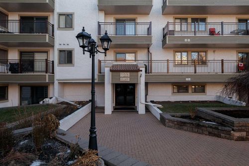 207-723 57 Ave Sw, Calgary, AB, T2V4Z3 | Card Image
