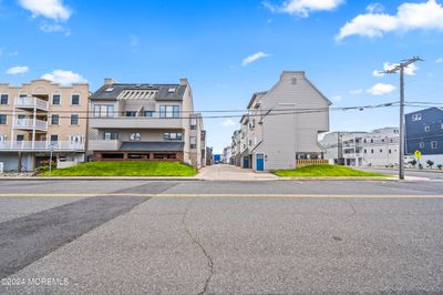 8 - 131 Hiering Avenue, Condo with 2 bedrooms, 1 bathrooms and 2 parking in Seaside Heights NJ | Image 1