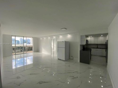 1033-6039 Collins Ave, Miami Beach, FL, 33140 | Card Image