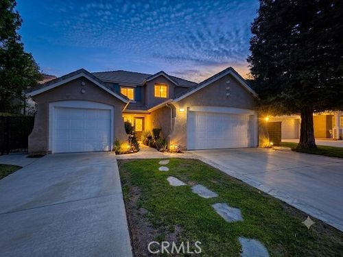 27972 Bridlewood Dr, Castaic, CA, 91384-4527 | Card Image