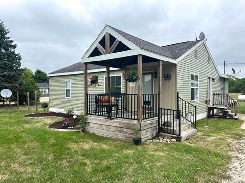 516 S Moorland Rd, Ravenna, MI, 49451-9538 | Card Image
