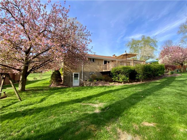 209 Larue Dr, House other with 3 bedrooms, 2 bathrooms and 2 parking in Coraopolis PA | Image 29