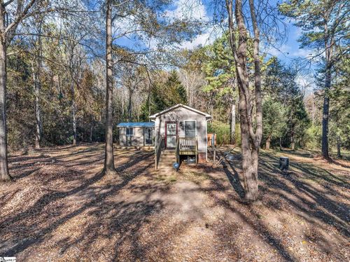 131 Mcginnis Rd, cowpens, SC, 29330-9438 | Card Image