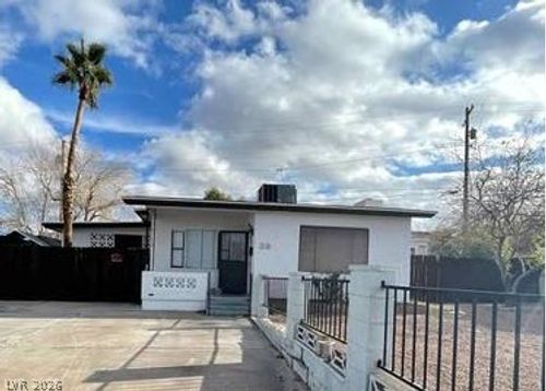 39 E Pacific Ave, Henderson, NV, 89015-7202 | Card Image