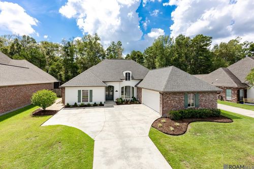 13348 Williamsburg Dr, Walker, LA, 70785-5526 | Card Image