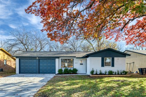 5633 Conroy St, Fort Worth, TX, 76134-2209 | Card Image