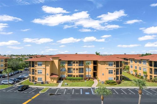 apt-102-4305 Bayside Village Dr, TAMPA, FL, 33615-5547 | Card Image