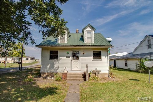 1120 S Main St, Carrollton, IL, 62016-1361 | Card Image