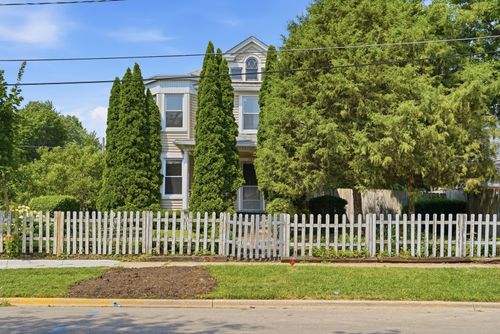 702 North Avenue, Waukegan, IL, 60085 | Card Image