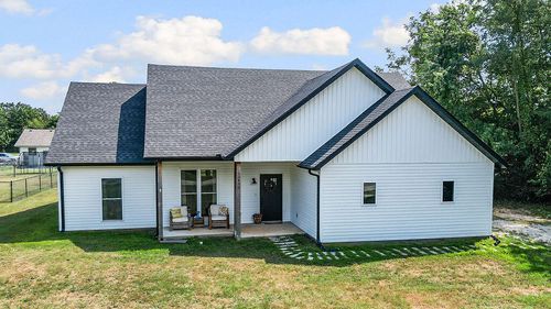 33480 State Highway 112, Seligman, MO, 65745-7251 | Card Image