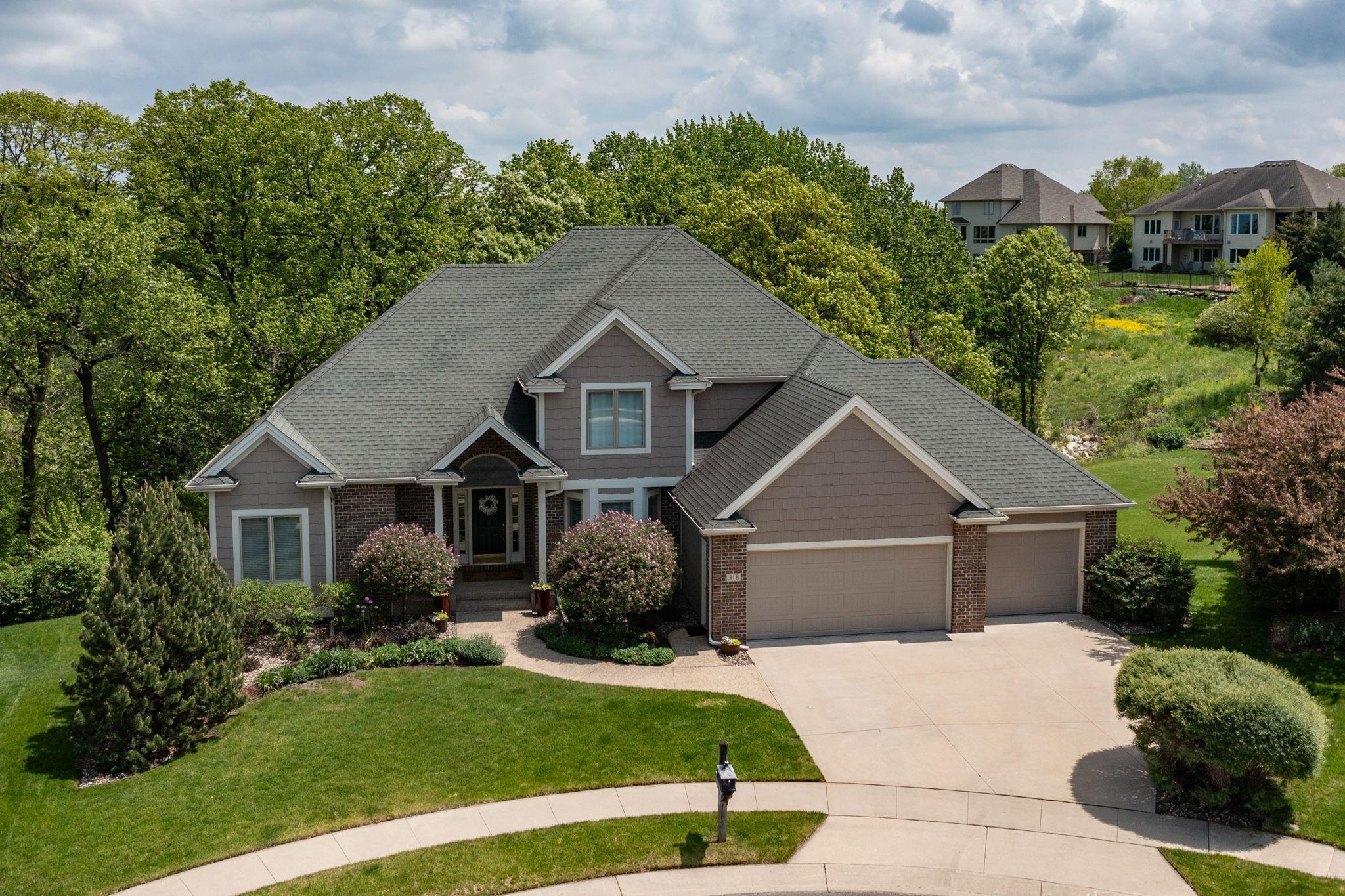 318 Bunker Lane Sw, For Sale in Rochester Zoocasa