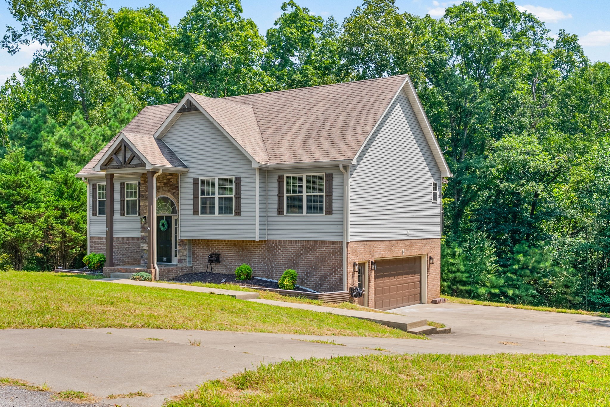 Residential in Cunningham 3