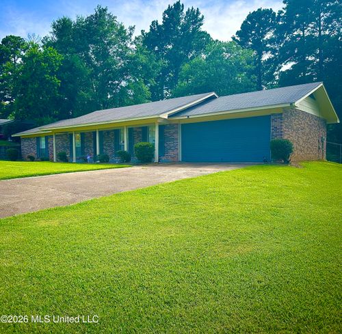 321 Sharon Hills Drive, Jackson, MS, 39212 | Card Image