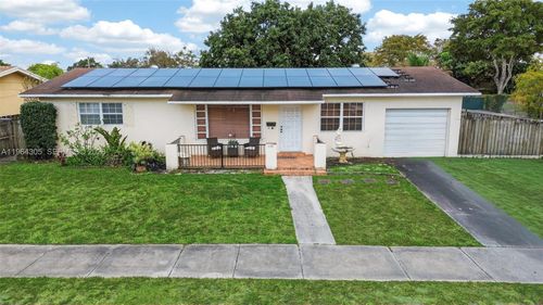 1110 Ne 204th Ter, Miami, FL, 33179-2640 | Card Image