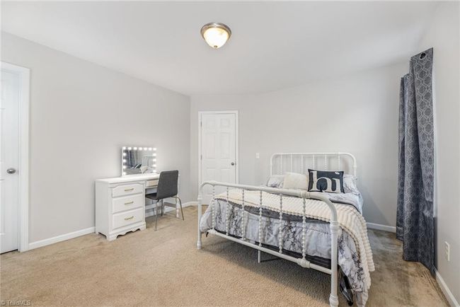 2nd Bedroom Upstairs | Image 10