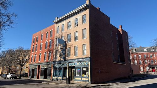 107-101-107 Gorham St, Lowell, MA, 01852-2502 | Card Image