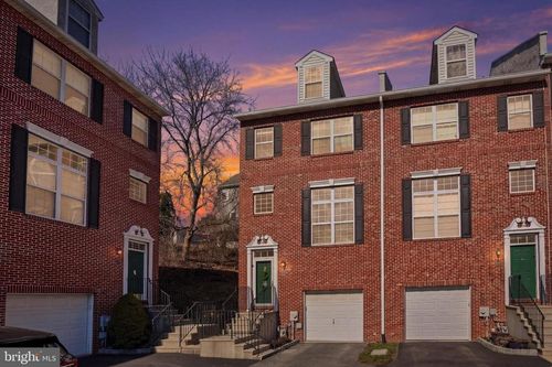 432 W 5th Ave, CONSHOHOCKEN, PA, 19428-1670 | Card Image