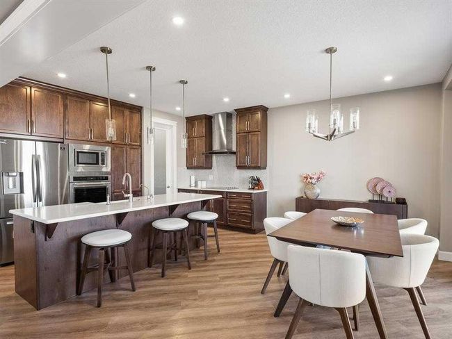 212 Osborne Green Sw, House detached with 4 bedrooms, 3 bathrooms and 4 parking in Airdrie AB | Image 5