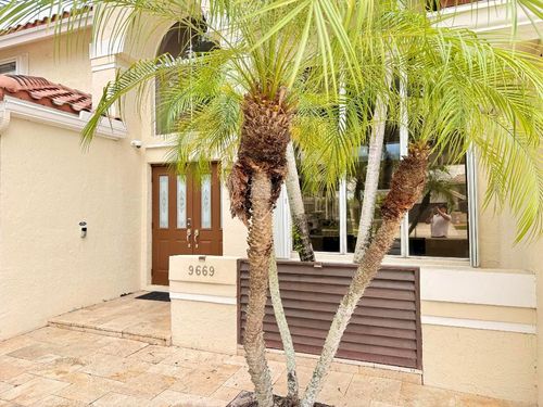 9669 Carousel Cir N, Boca Raton, FL, 33434-3922 | Card Image