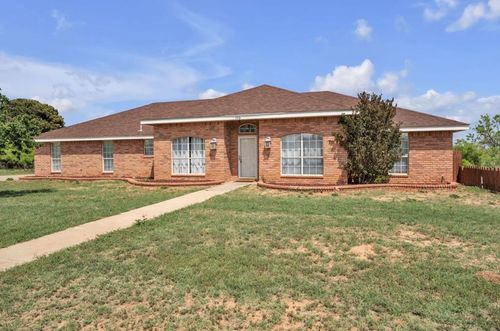 105 Maple St, Coahoma, TX, 79511-2122 | Card Image
