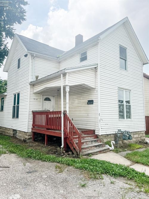 516 N Front St, Fremont, OH, 43420-2508 | Card Image