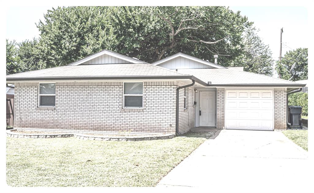 Farra Dr, Oklahoma City, OK 73107