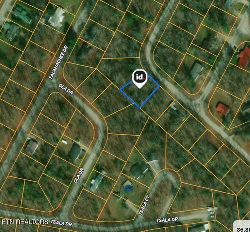8042 Saratoga Drive, Crossville, TN, 38572 | Card Image
