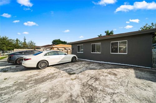 1250 Ne 110th St, Miami, FL, 33161-7616 | Card Image