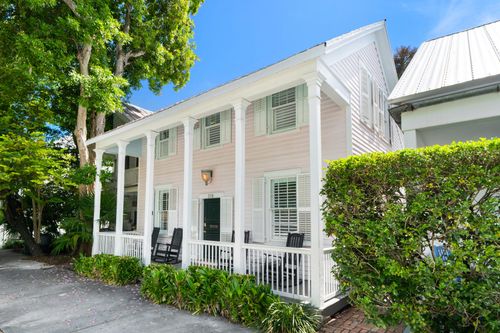 516 Elizabeth St, Key West, FL, 33040-6821 | Card Image