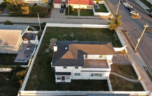 2000 Ocean Blvd, Atlantic Beach, NY, 11509-1229 | Card Image