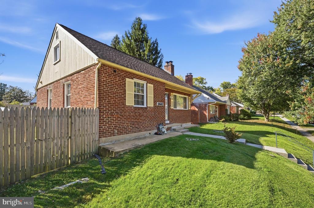 Residential in SILVER SPRING 3