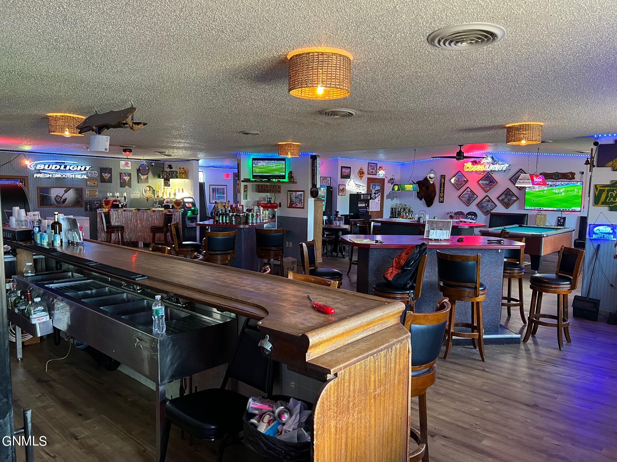 Commercial Sale in Forman 5