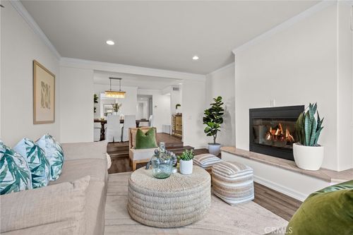 3-2357 Palos Verdes Ln, Rolling Hills Estates, CA, 90274-2472 | Card Image