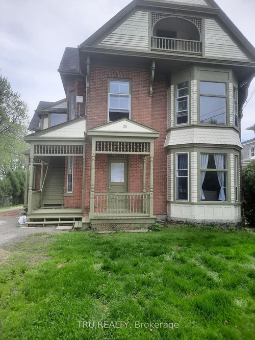 33 Lakeshore Dr, Morrisburg, ON, K0C1X0 | Card Image