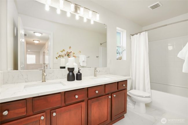20317 124 Th Ave Ne, Townhouse with 3 bedrooms, 3 bathrooms and 4 parking in Bothell WA | Image 23