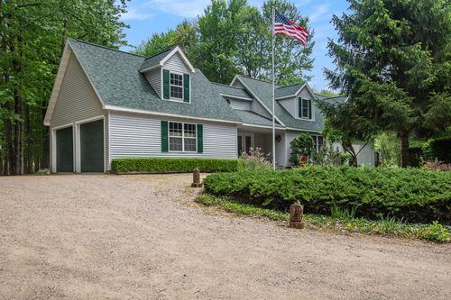 59010 26th Ave, Bangor, MI, 49013-9602 | Card Image