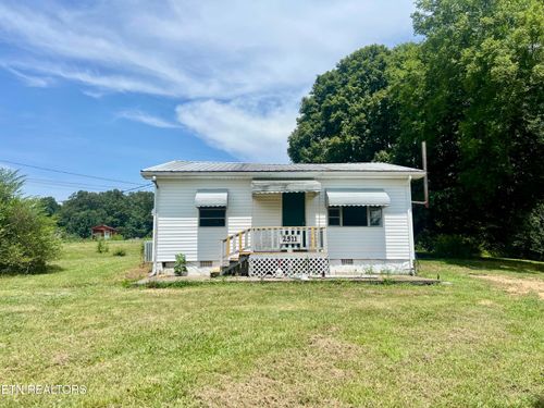 2511 Sweetwater Vonore Rd, Sweetwater, TN, 37874-6053 | Card Image