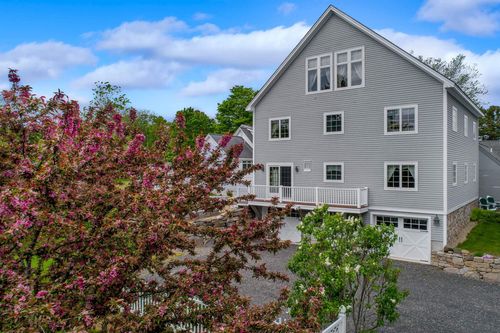 unit-2-263 Long Sands Rd, York, ME, 03909-1266 | Card Image