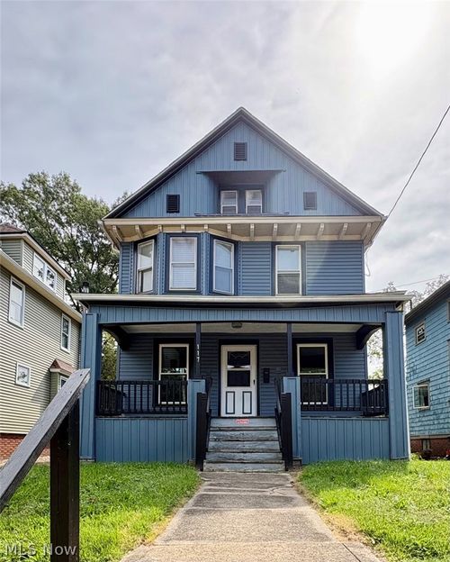 117 Dodge Ave, Akron, OH, 44302-1217 | Card Image