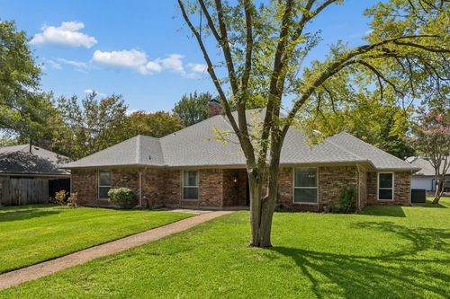 6611 Elvedon Dr, Dallas, TX, 75248-1323 | Card Image