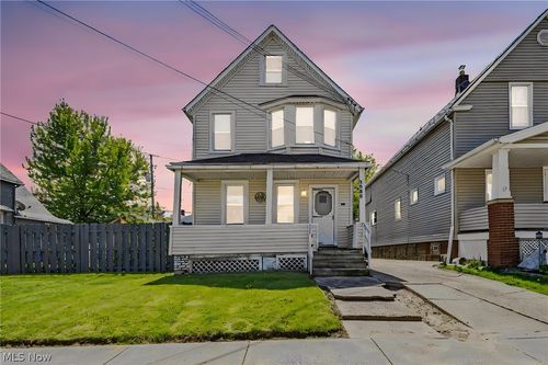 3009 Cypress Ave, Cleveland, OH, 44109-4928 | Card Image