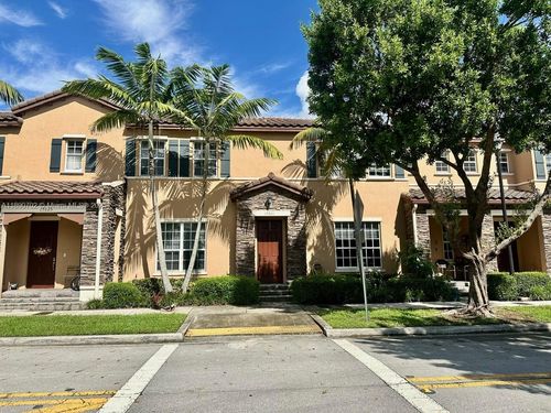 17021 Sw 94th Ter, Miami, FL, 33196-4742 | Card Image
