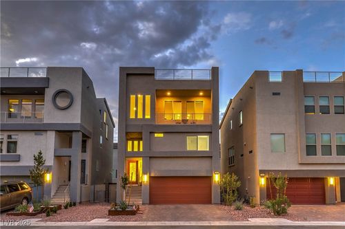 8092 Haywood Estate Ave, Las Vegas, NV, 89113-3680 | Card Image