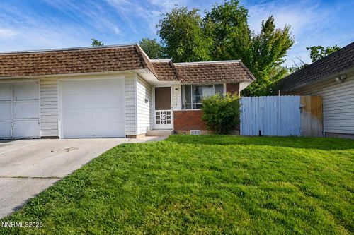 1676 Sue Way, Sparks, NV, 89431-1850 | Card Image