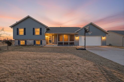 2603 Omaha Dr, JANESVILLE, WI, 53546-4401 | Card Image