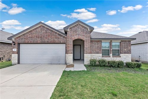 2413 Mulligan Ln, Navasota, TX, 77868-2259 | Card Image