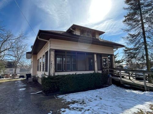 108 Sherman Ave E, Fort Atkinson, WI, 53538-1865 | Card Image