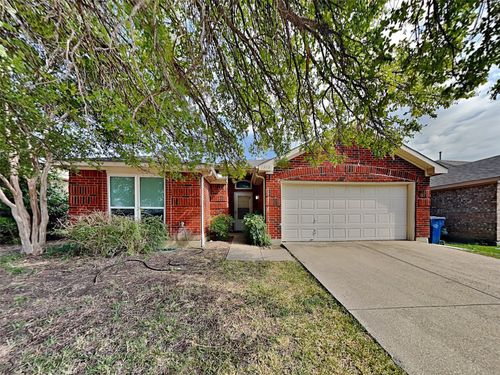 1353 Westview Dr, Garland, TX, 75040-7583 | Card Image