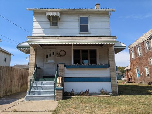 3338 3rd Ave, Koppel, PA, 16136-1113 | Card Image
